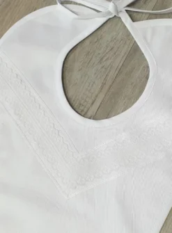 Bavoir bébé long dentelle Simon Blanc