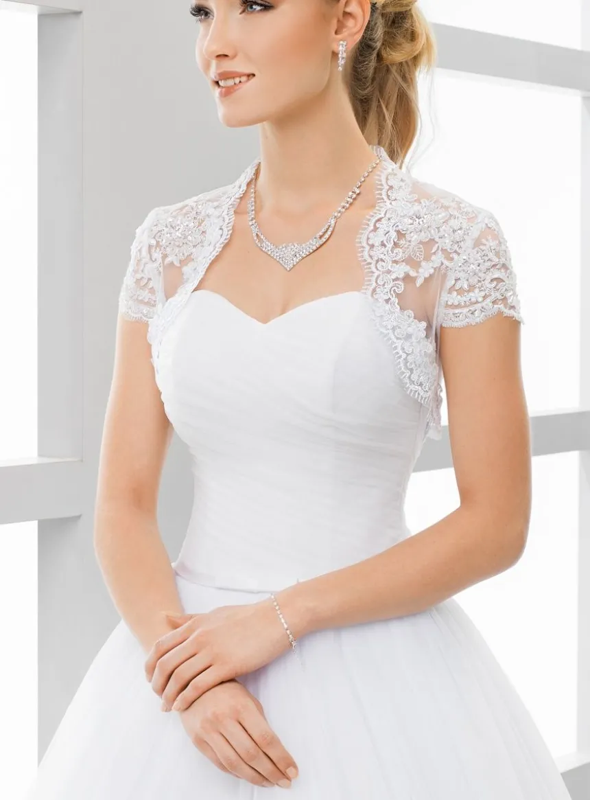 Boléro mariée court brodé et perlé manches courtes