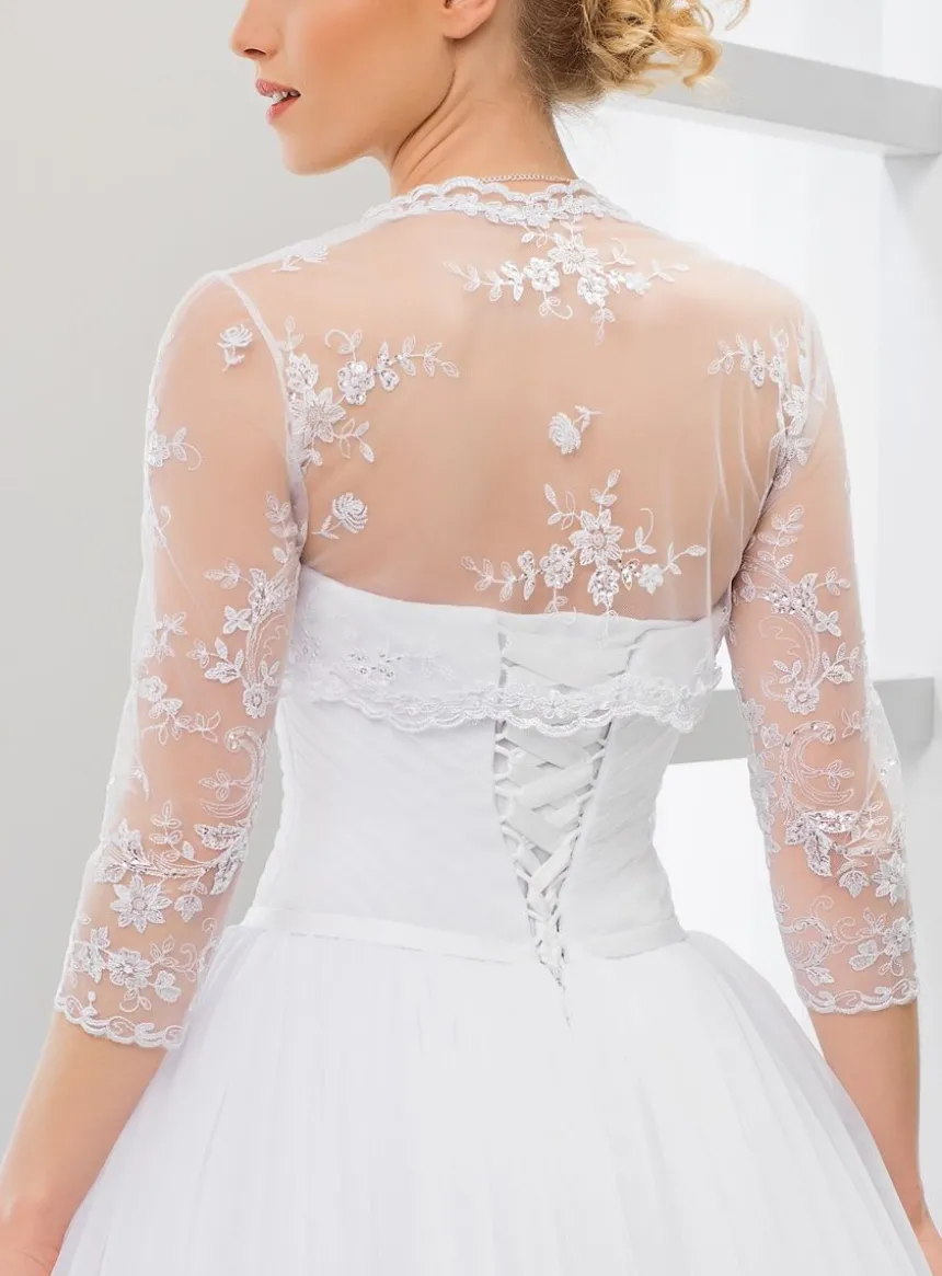 Boléro mariée court brodé et perlé manches 3/4