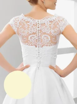 Boléro mariée dentelle dos boutonné manches courtes