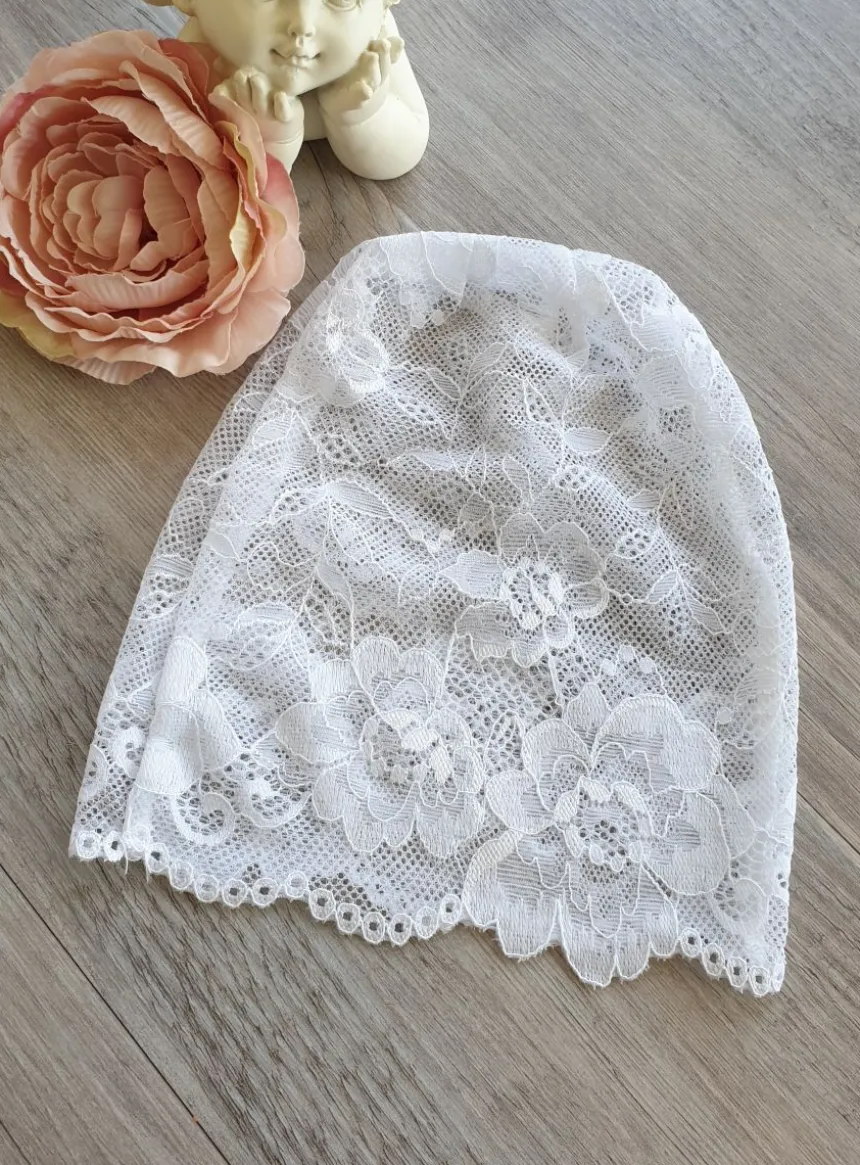 Bonnet dentelle bébé fille