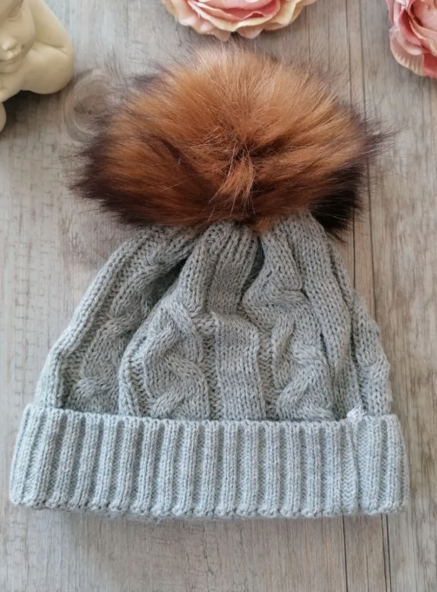 Bonnet pompon fourrure bébé