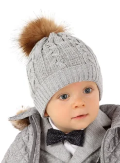 Bonnet pompon fourrure bébé