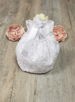 Bourse enfant dentelle brodée Blanc