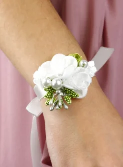 Bracelet de cérémonie avec ruban et fleur Blanc