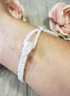 Bracelet demoiselle d'honneur perles nacré et fleurs Blanc