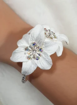 Bracelet fleurs et strass Blanc