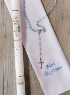 Cadeau de baptême : chapelet, étole et bougie