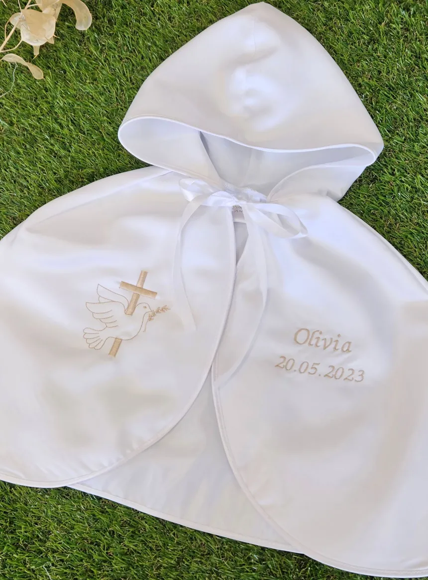 Cape de baptême blanche en satin avec capuche Blanc bébé