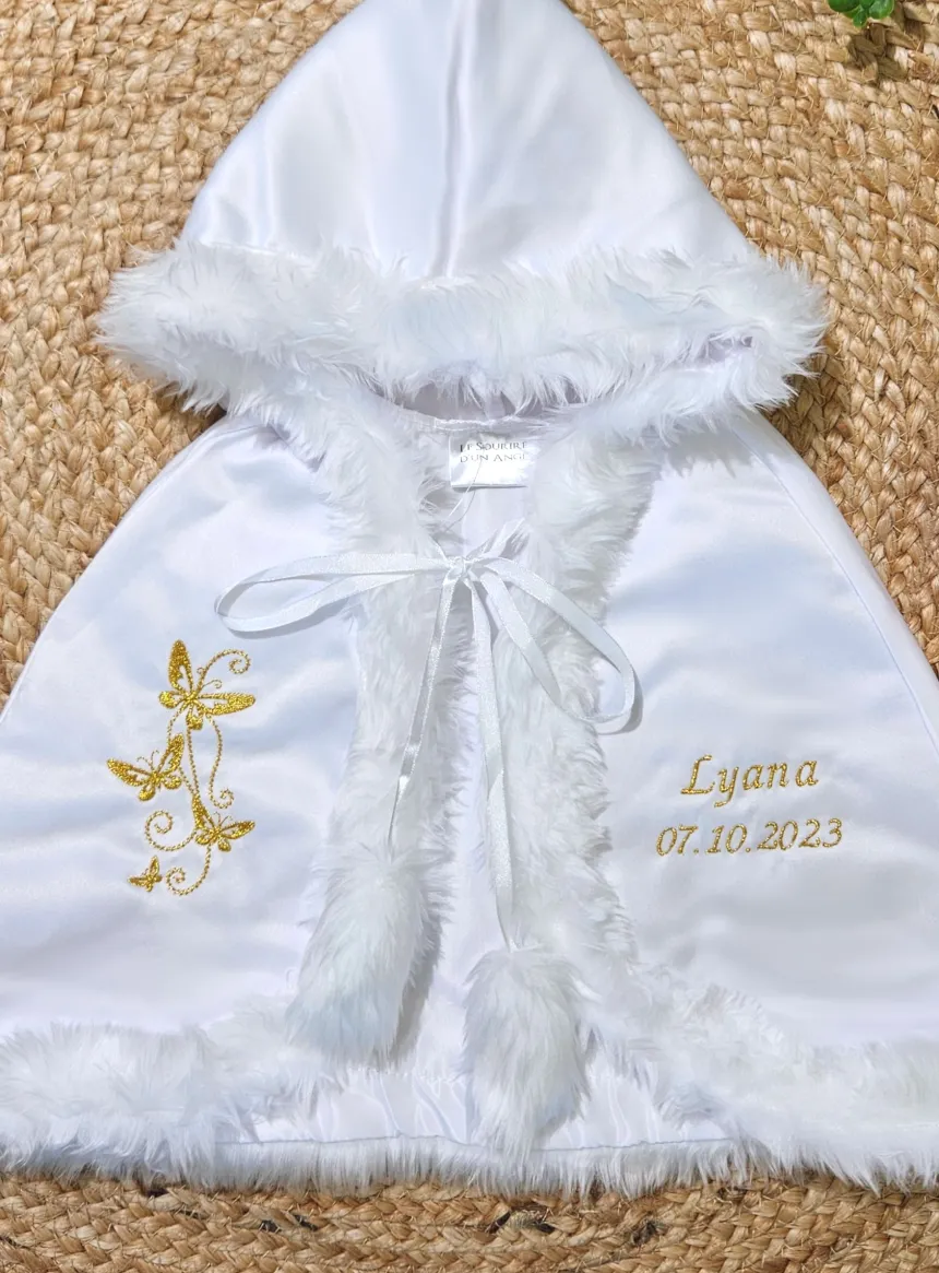 Cape de baptême satin et fourrure avec capuche Blanc bébé
