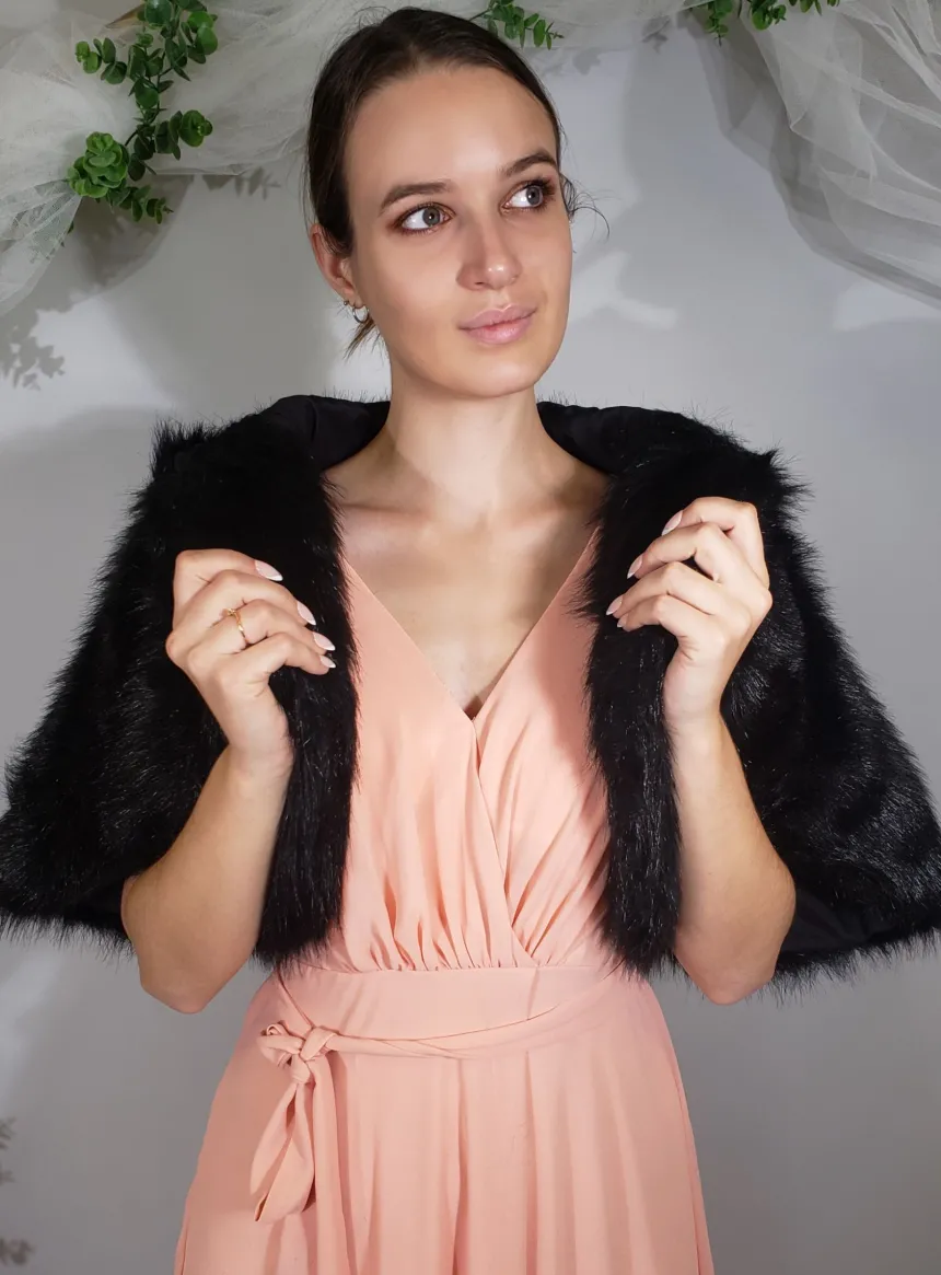 Cape fausse fourrure soirée avec capuche pour femme