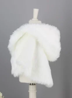 Cape fourrure capuche bébé fille