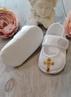 Chaussons baptême bébé fille avec croix