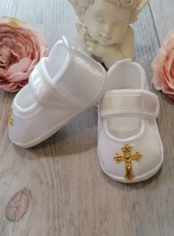 Chaussons baptême bébé fille avec croix