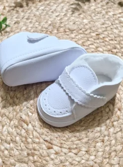 chaussons bébé baptême blancs fourrés