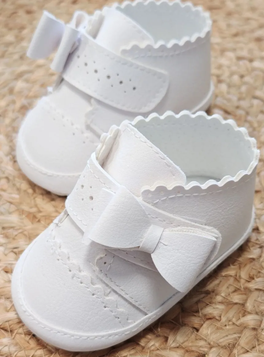 Chaussons de baptême bébé fille avec nœud