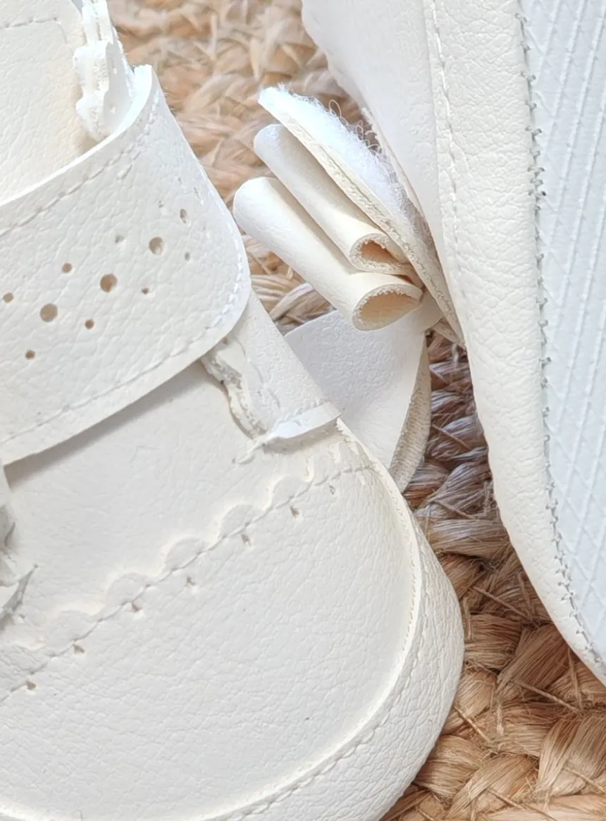 Chaussons de baptême bébé fille avec nœud