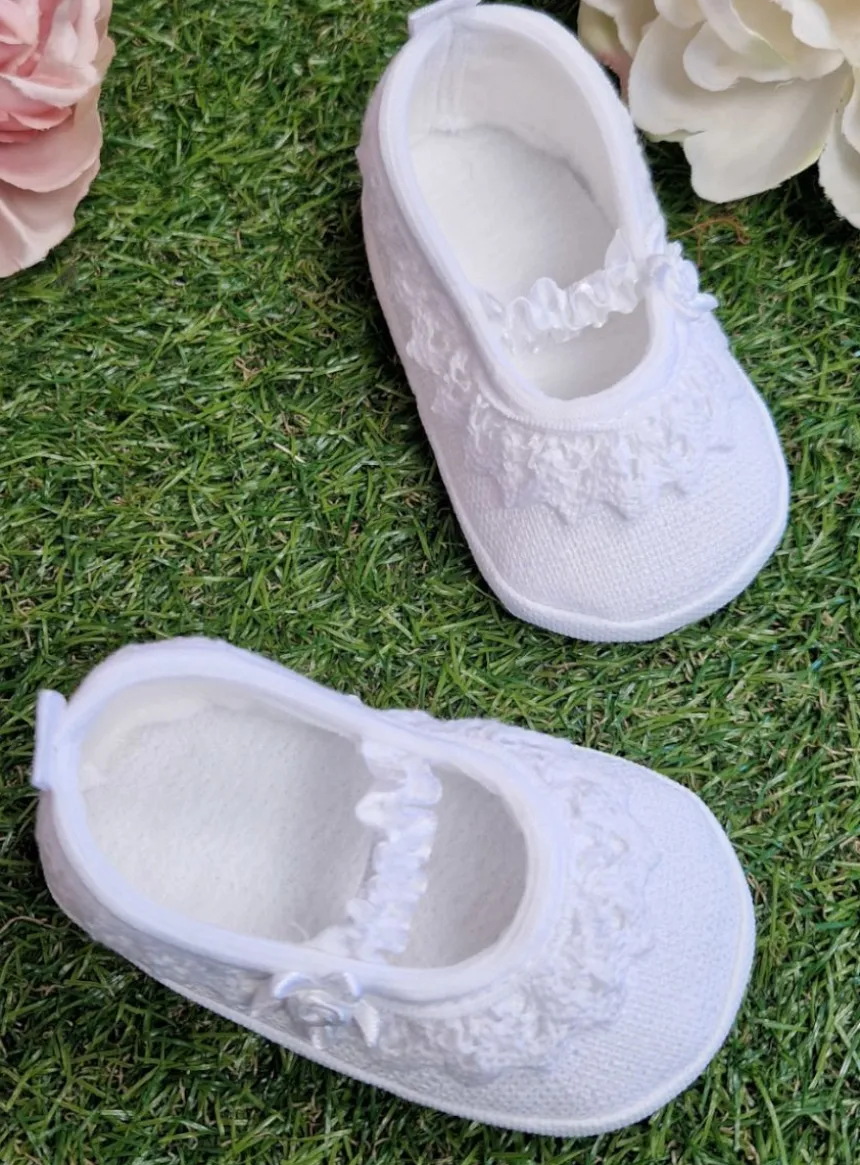 Chaussons de baptême bébé fille dentelle vintage
