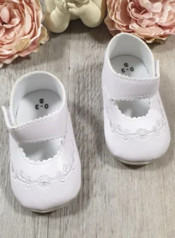Chaussons de baptême fille broderie