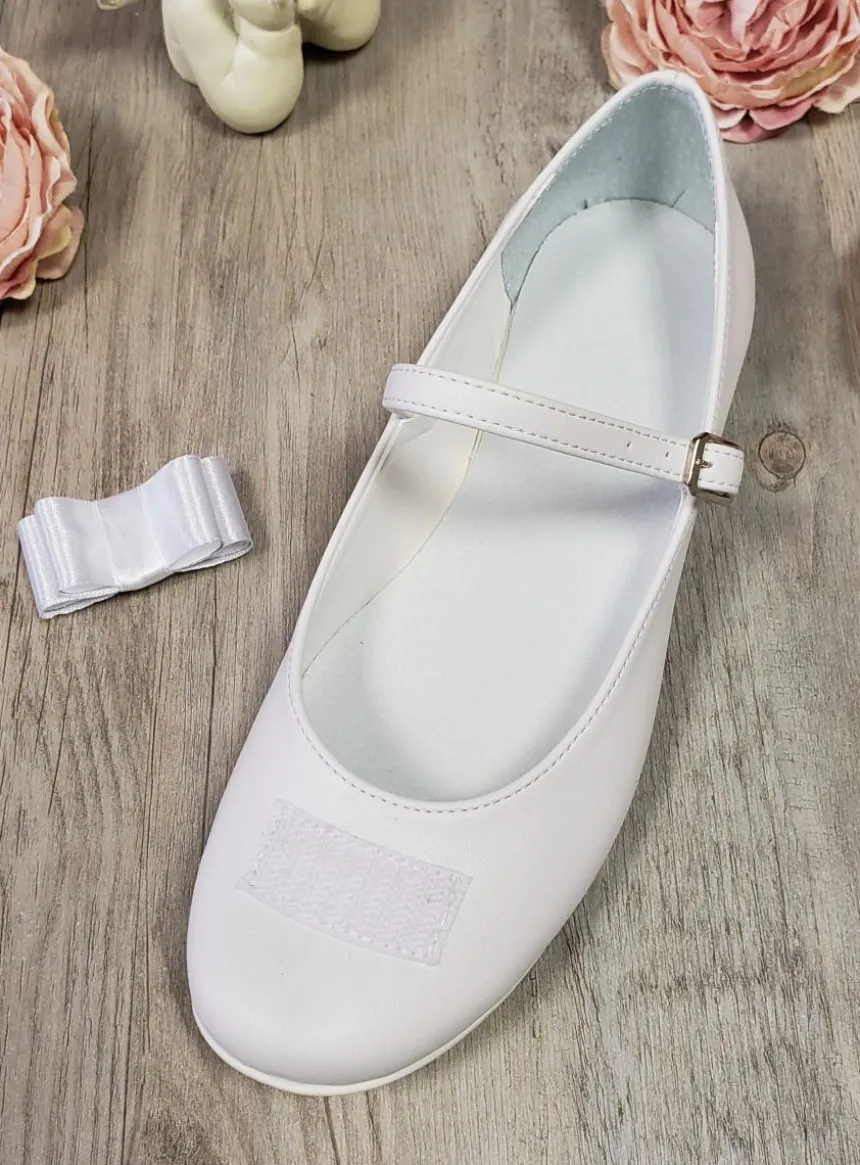 Chaussures ballerines blanches lanière cérémonie fille avec fleur tissus