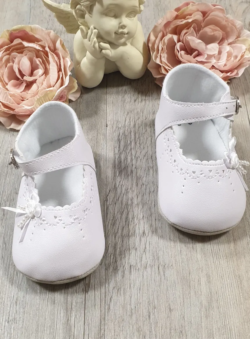 Chaussures de baptême bébé fille coeur