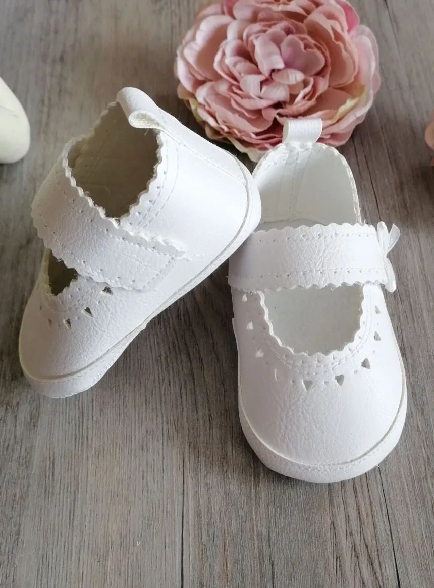 Chaussures de cérémonie bébé fille écrue Coeur