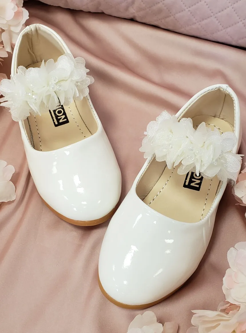 Chaussures de cérémonie fleuries petite fille