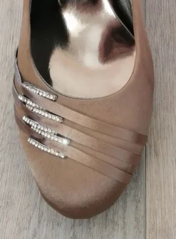 Chaussures de soirée femme satin barette strass