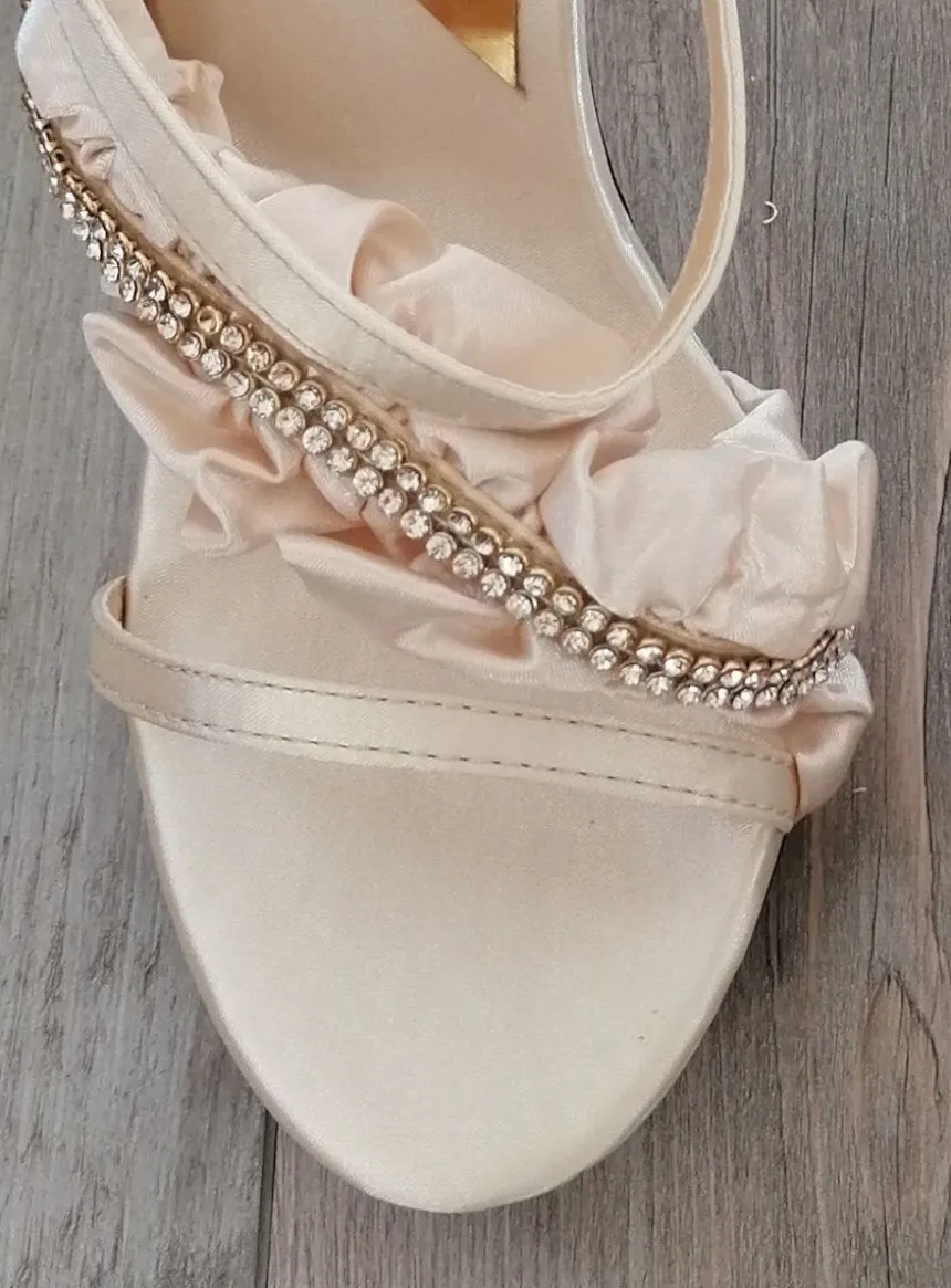 Chaussures de soirée femme strass et or