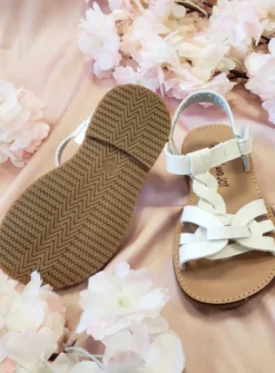 Chaussures sandales tressées fille blanche