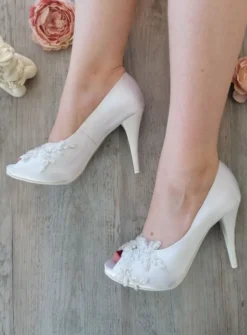 Chaussures satin mariée cérémonie femme ouverte