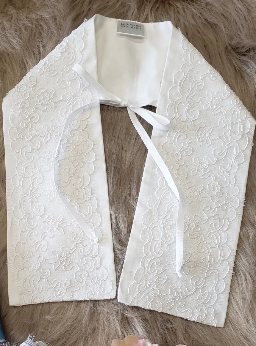 Coffret bapteme : étole + noeud dentelle avec bougie - la Vierge Marie