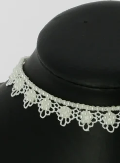 Collier dentelle et perles Blanc