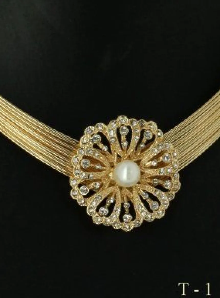 Collier mariage doré avec perle