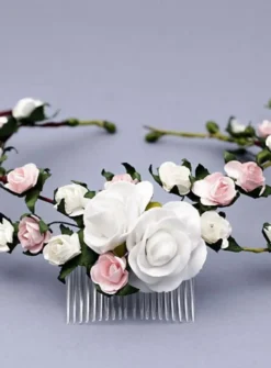 Couronne de fleur dans les cheveux Blanc