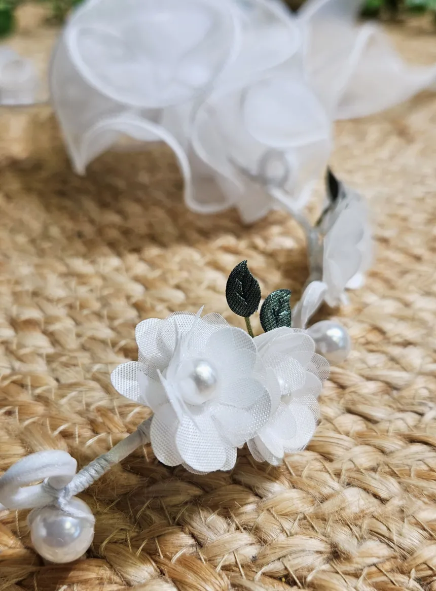 Couronne Florale Élégante en Tissu et Organza
