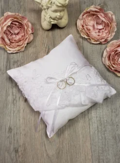 Coussin porte alliance dentelle et organza