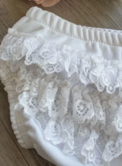 Culotte bébé froufrous dentelle blanche