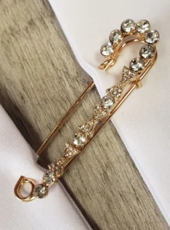 Epingle à nourrice bijou strass