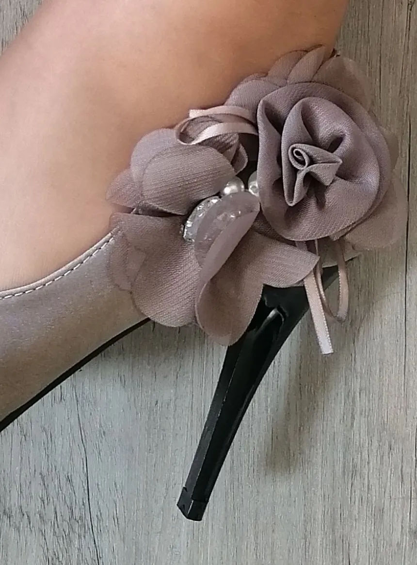 Escarpins soirée femme satin et fleur