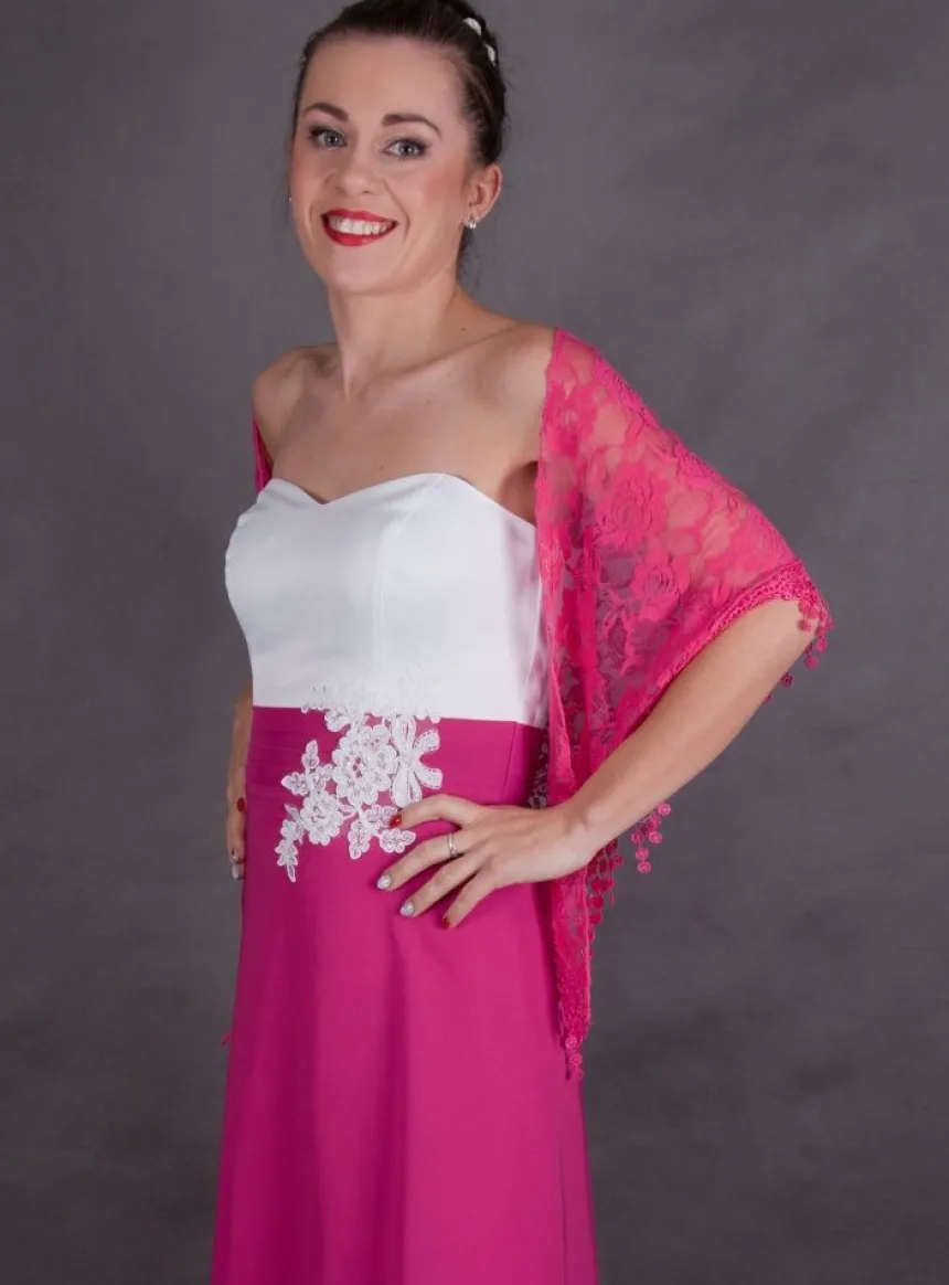 Etole cérémonie femme dentelle