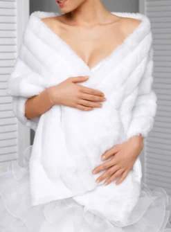 Etole fausse fourrure femme