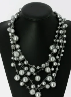 Gros collier perles