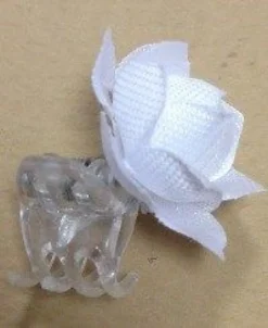 Lot de 5 petites pinces crabes Fleur