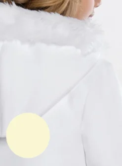 Manteau fille avec pompons