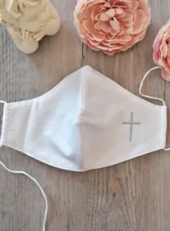 Masque croix brodée