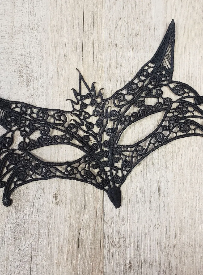 Masque de soiree - Lou dentelle Noir