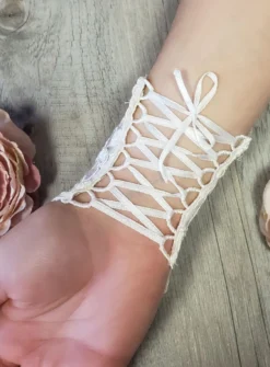 Mitaines fille dentelle et lacet ruban