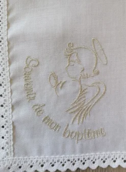 Mouchoir de baptême coton brodé