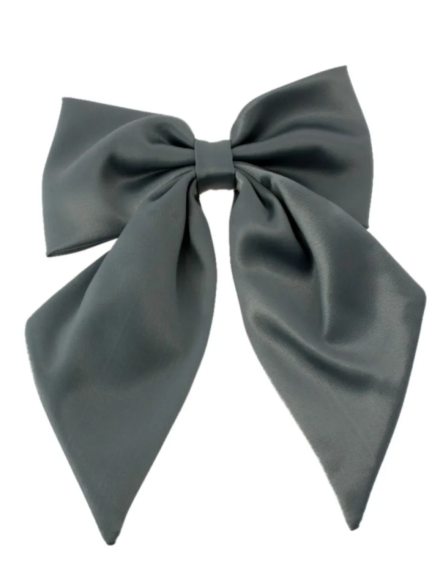 Noeud satin sur broche